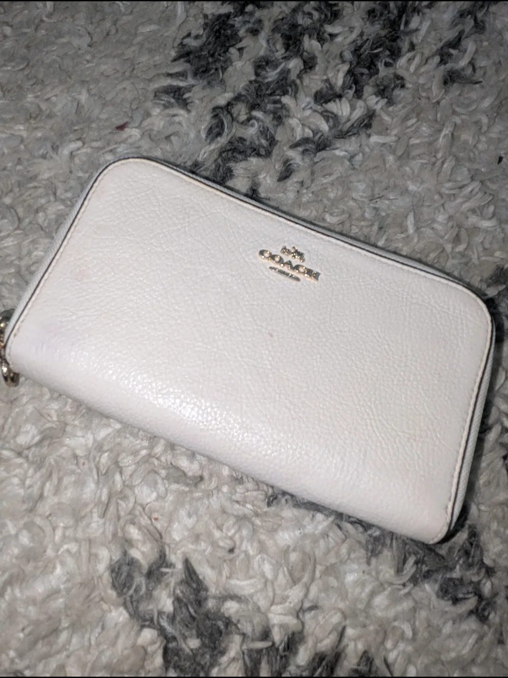 Coach Pebbled Leather Zip Wallet in Light Pink